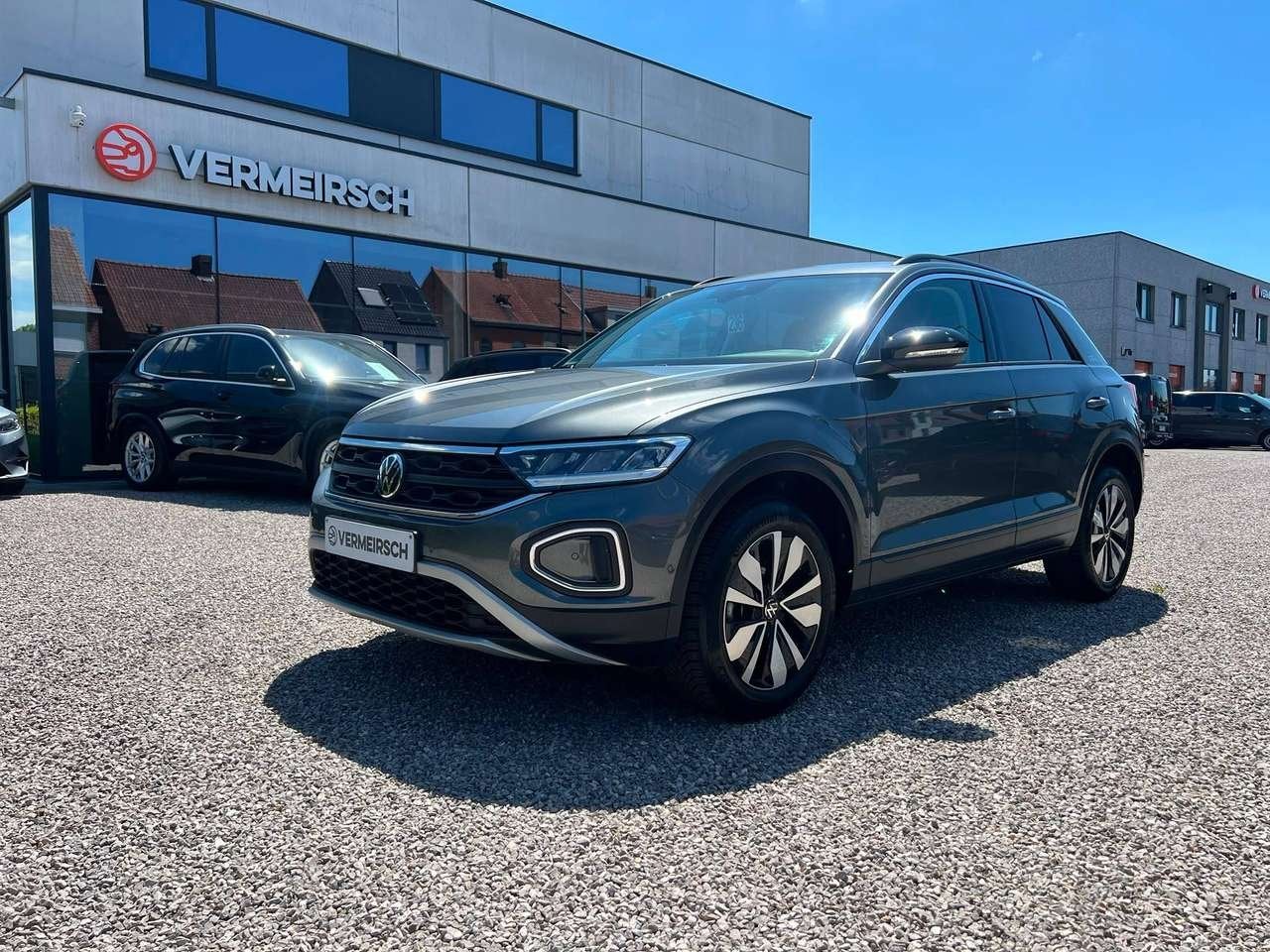 Volkswagen T-Roc T-Roc 1.0 TSI Life Business*GOAL EDITION*A, Auto's, Volkswagen, 0 kg, USB, Zwart, https://public.car-pass.be/vhr/52550512-259e-4c9f-b749-53cd0a982fd7