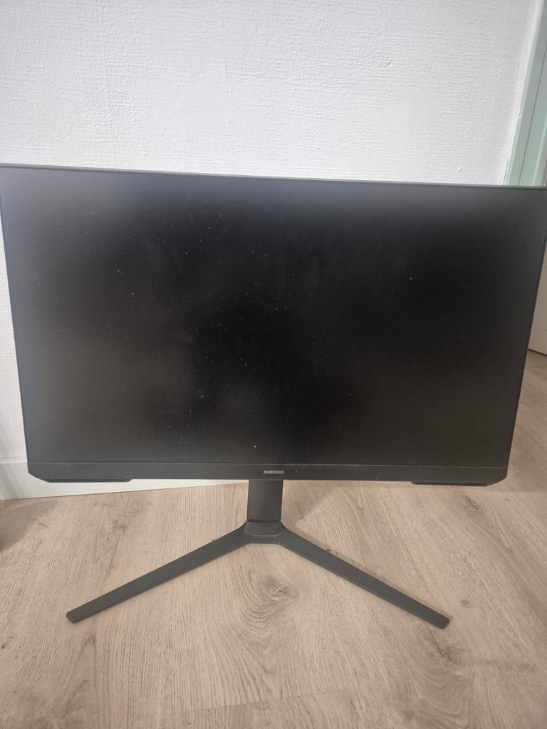 écran gaming Samsung Odyssey G3 1 ms 180 Hertz, Informatique & Logiciels, Moniteurs, Gaming, HD, VA, HDMI