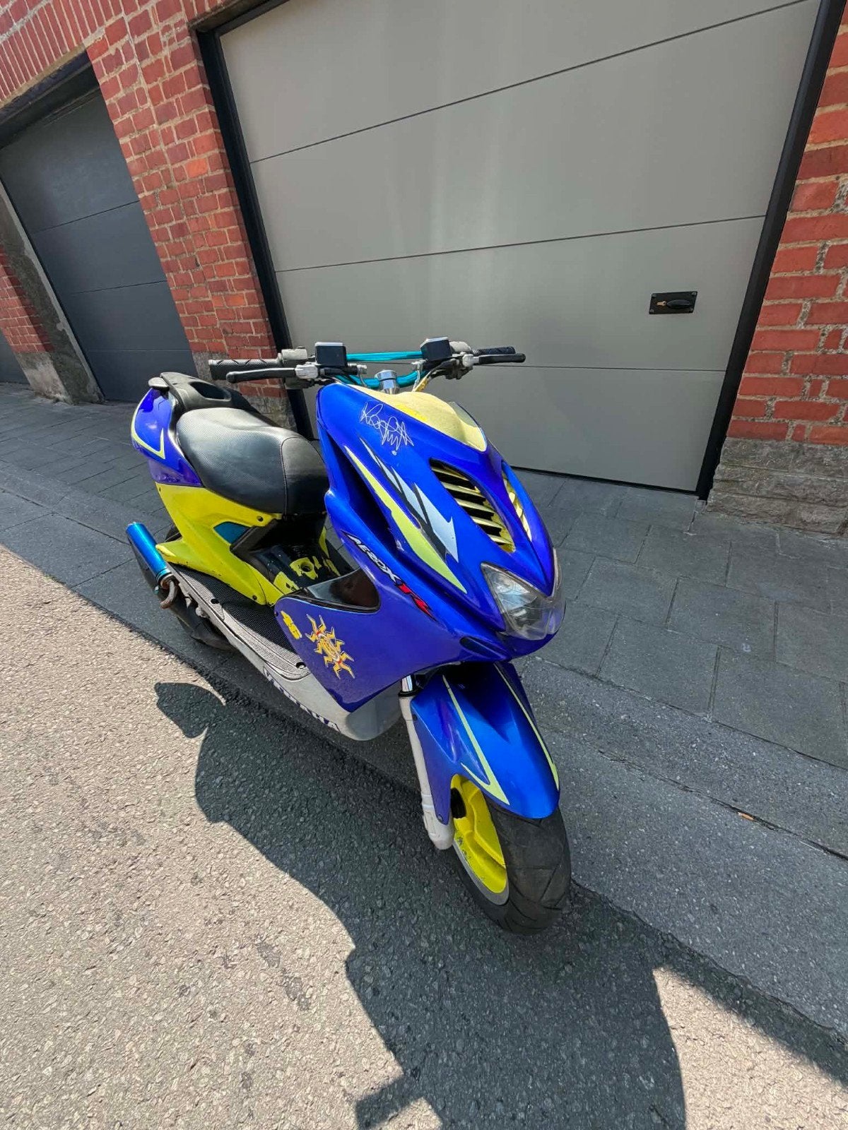 Yamaha Aerox
Helemaal in zijn sap
Vintage Bidalot pot
J, Ophalen, Aerox