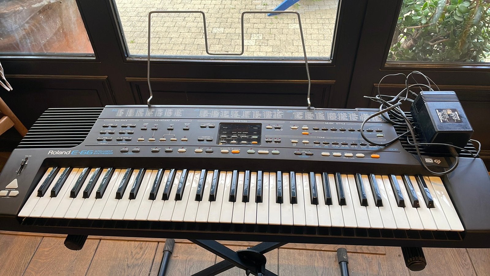 Roland E-66 synthesizer, Muziek en Instrumenten, Synthesizers, Ophalen, Roland, Overige aantallen, Zo goed als nieuw