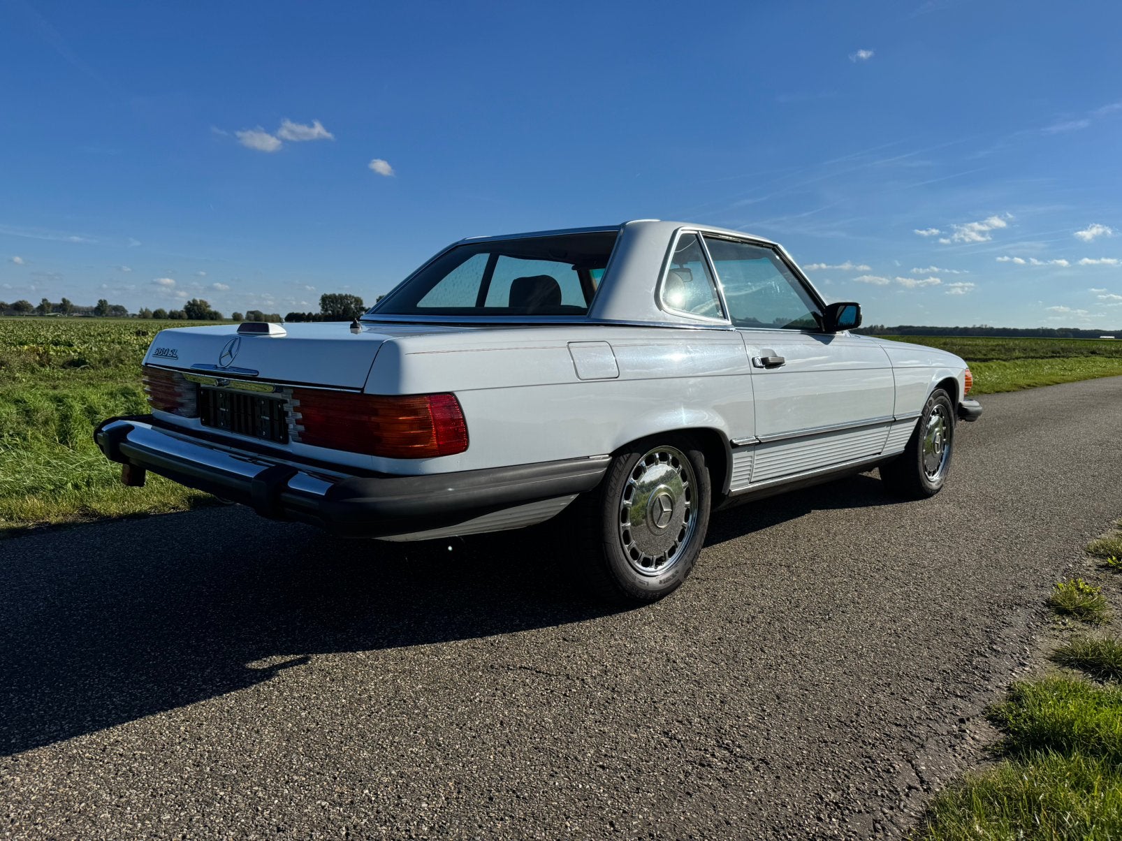 Mercedes-Benz 560 SL Wit 1988 5.6 liter V8 Nette staat!, Automaat, Achterwielaandrijving, 5600 cc, Beige