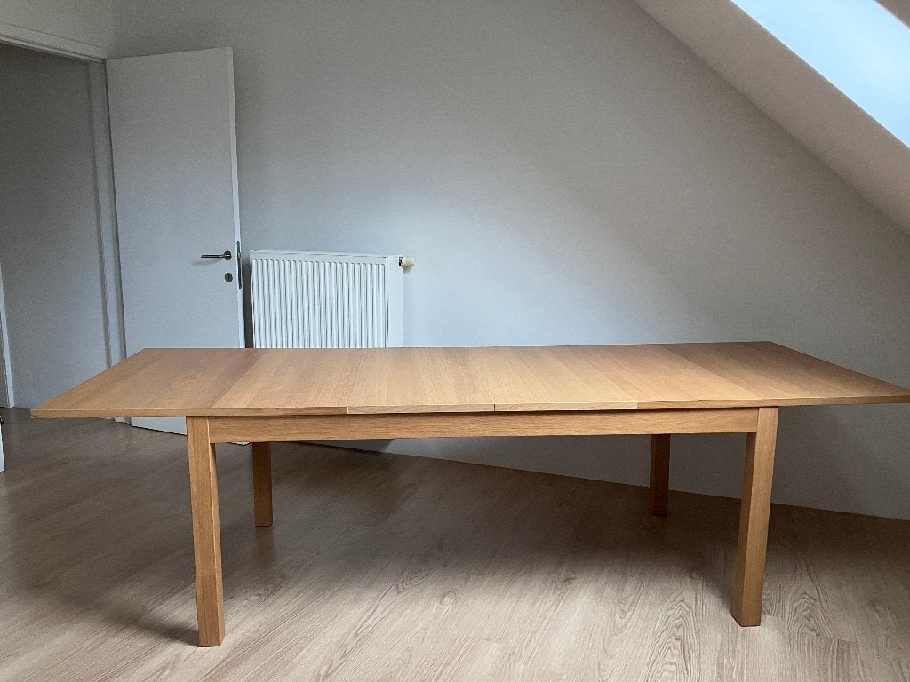 Uitschuifbare eikenfineer eettafel IKEA - in zeer goed staat, Ophalen, Zo goed als nieuw