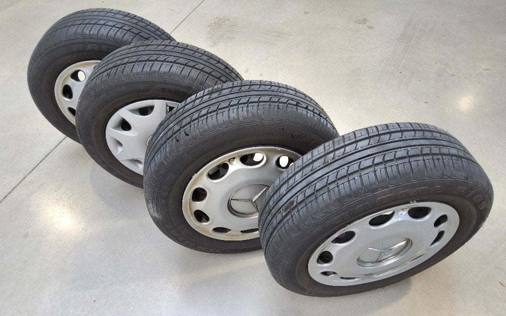 Roues été 195/65-15 originales Mercedes, Auto-onderdelen, Banden en Velgen, Ophalen, Gebruikt, 15 inch, Banden en Velgen