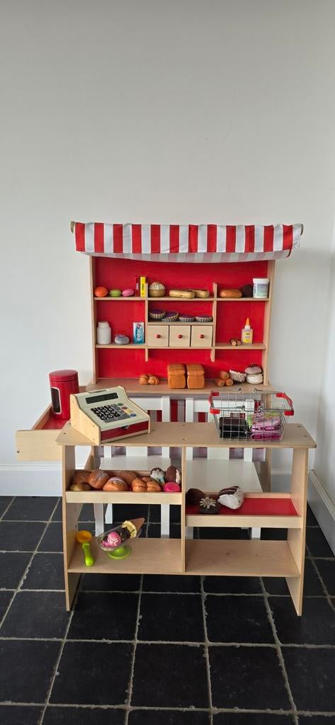 Speelgoedwinkel met stoeltjes, kassa en accessoires, Kinderen en Baby's, Ophalen, Zo goed als nieuw, Hout, Speelkeuken