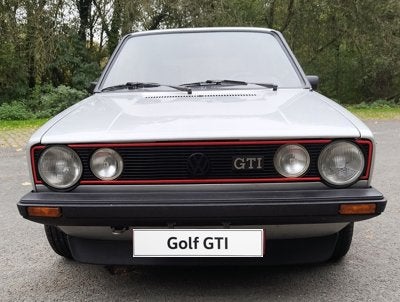 Location louer rent VW Golf GTI 1 2 /MK1 / MK2 voiture sport, Autos, Achat, 840 kg, Boîte manuelle, Toit ouvrant