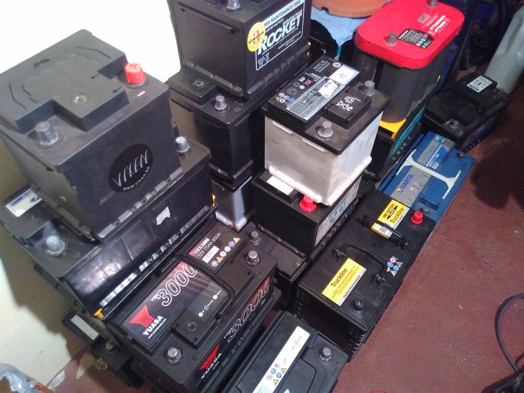 Batteries de voiture 12V de 35Ah à 110Ah, Enlèvement, Utilisé, Pièces universelles