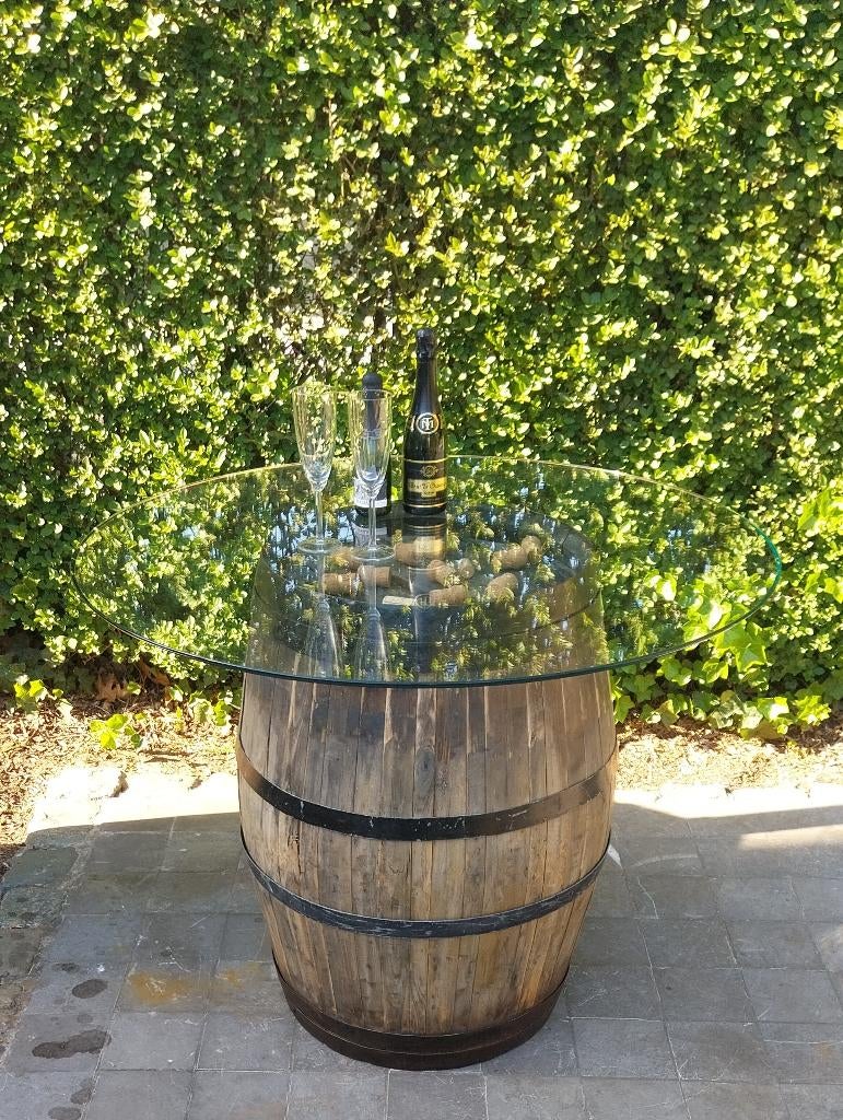 Wijnvat tafel, Ophalen