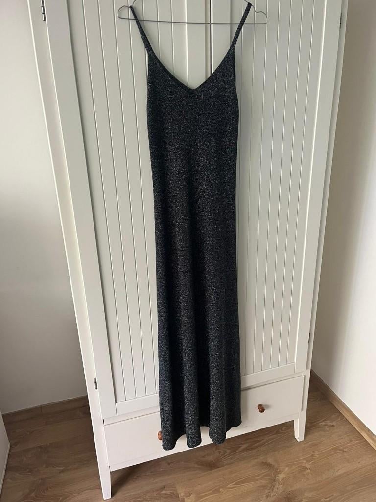 Robe grise à paillettes, Neuf, Gris, Enlèvement ou Envoi, Taille 36 (S)