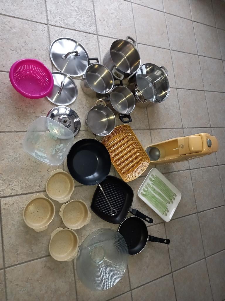 Lot vaisselles poêles casseroles plat, Enlèvement ou Envoi
