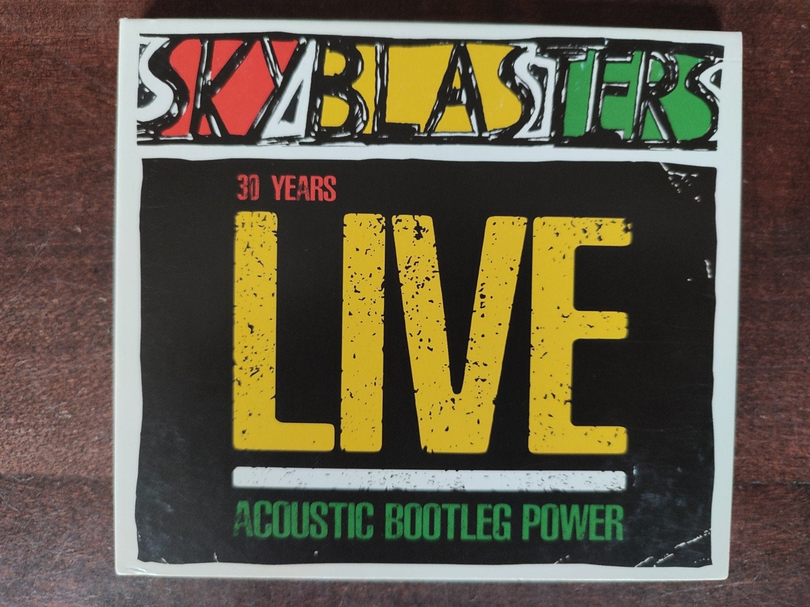 CD : SKYBLASTERS - 30 ANS DE LIVE - Acoustic Bootleg Power, CD & DVD, Enlèvement ou Envoi, Reggae, Comme neuf