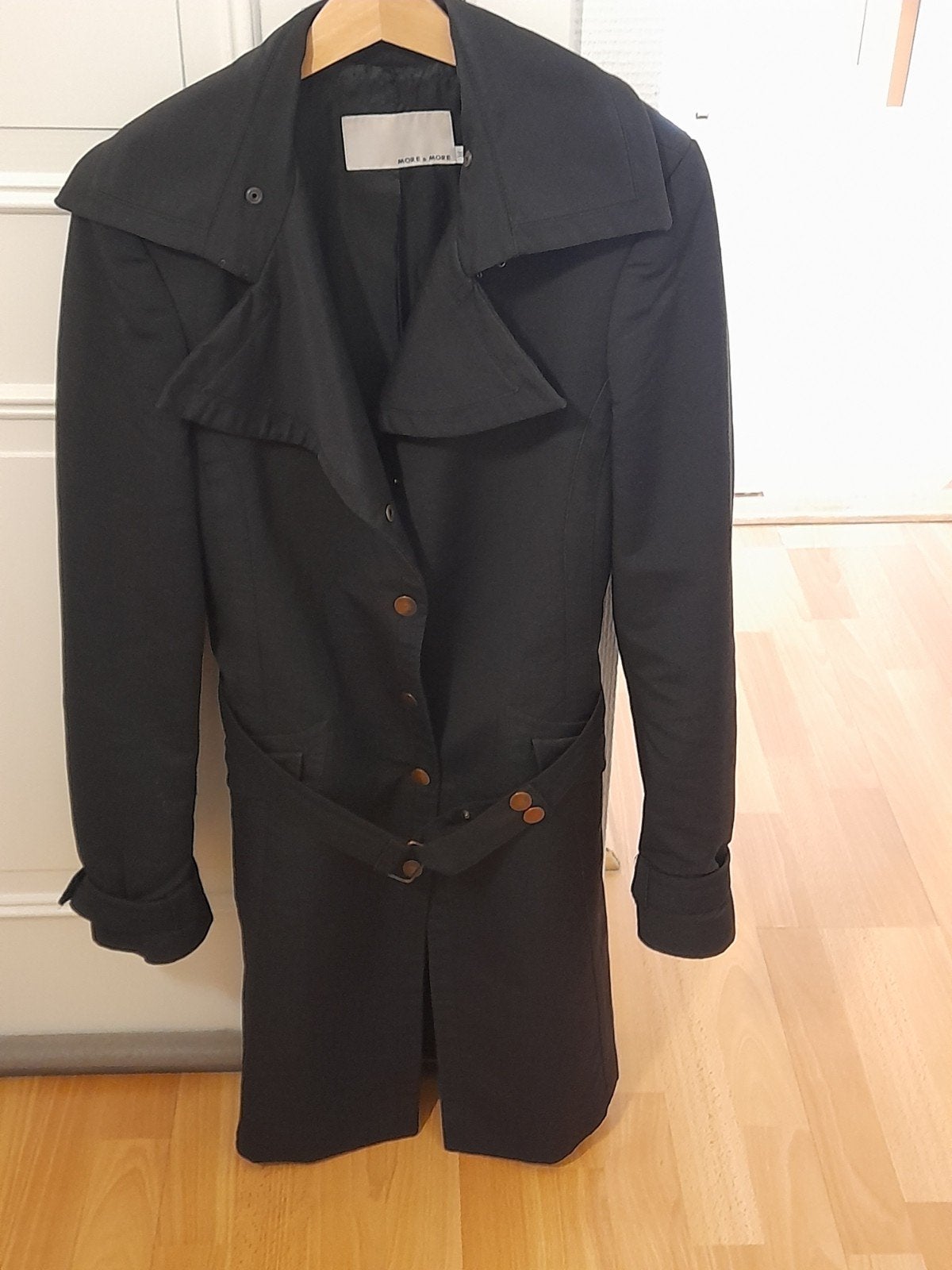 mooie lange zwarte jas, Kleding | Dames, Ophalen of Verzenden, Maat 36 (S)