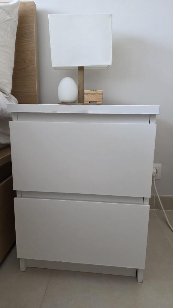 2 Tables de chevet 2 Tiroirs, Comme neuf, Moins de 45 cm, Enlèvement, 55 à 70 cm