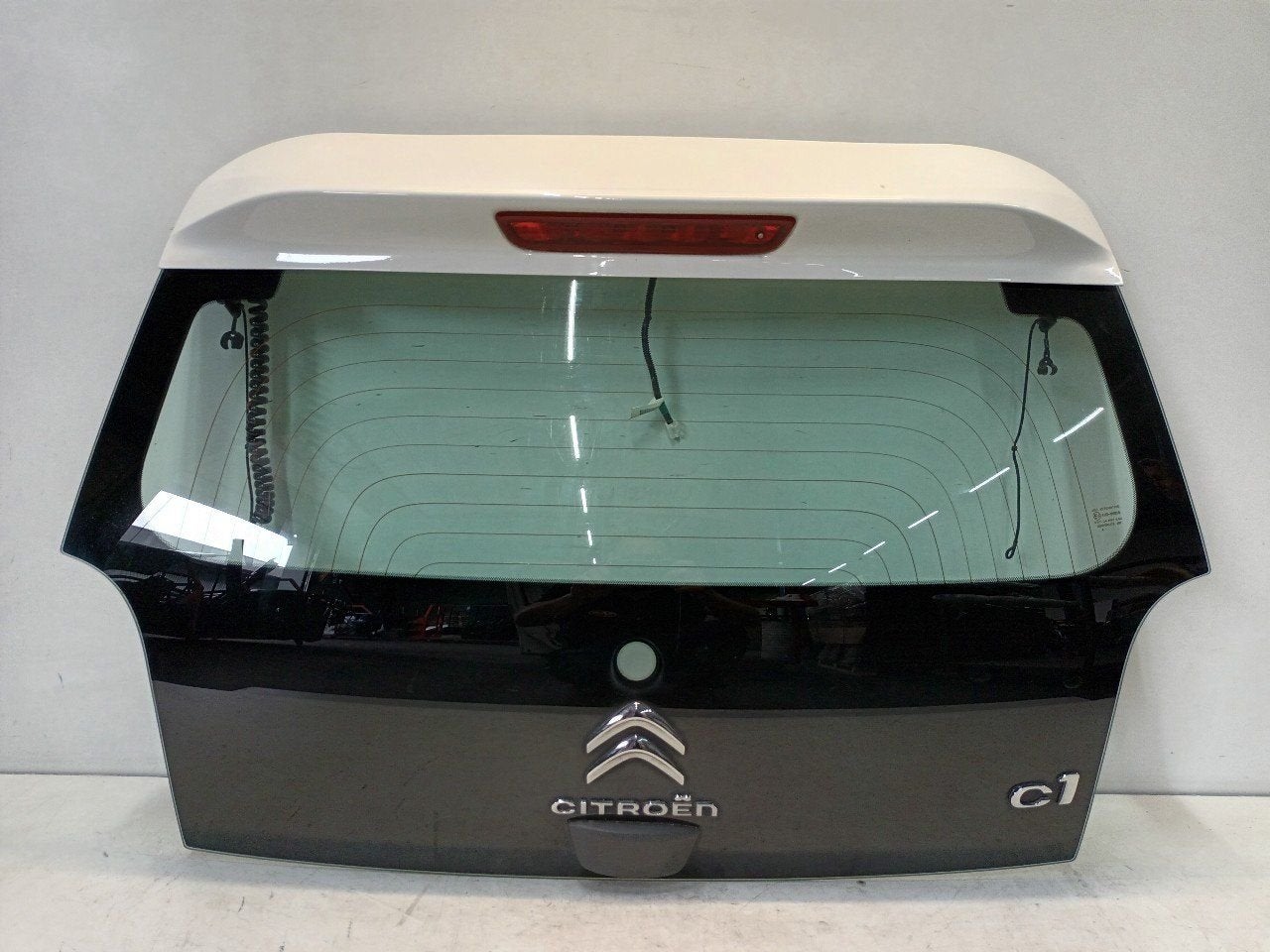 Achterklep Citroën C1, Onderdelen@venauto.nl, Van der Ven Autorecycling B.V., Gebruikt, Ettenseweg 76, 4706 PB Roosendaal, The Netherlands