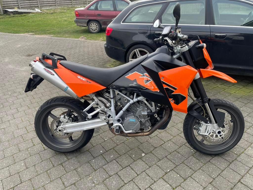 KTM 950 SM, Particulier
