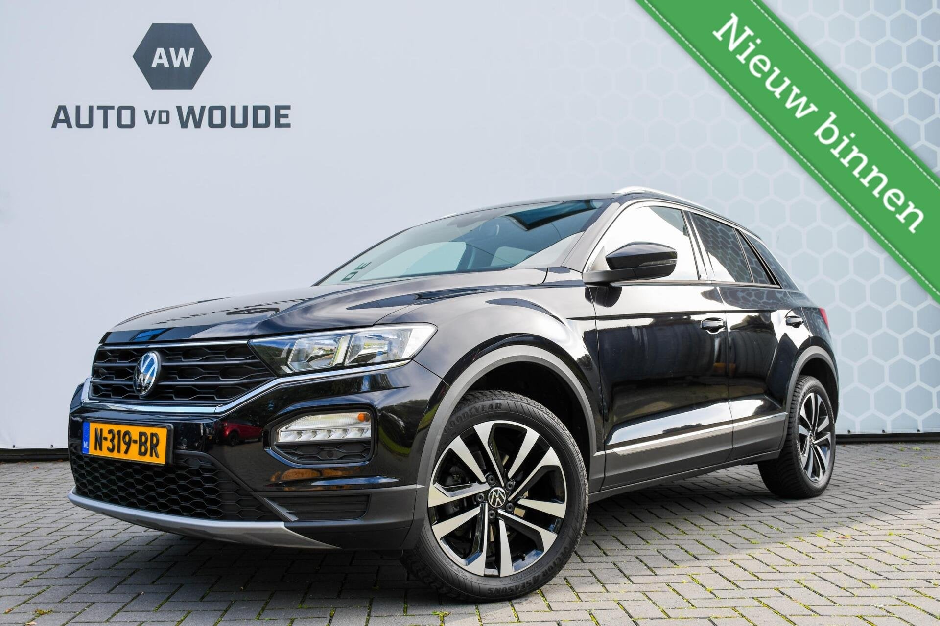 Volkswagen T-Roc 1.5 TSI Sport Stoelverwarming Automaat DSG, 1254 kg, Stof, 4 cilinders, Bedrijf
