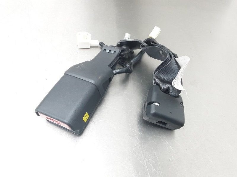 BOUCLE DE CEINTURE ARRIÈRE DROIT Subaru XV (GT / GX), Utilisé, Subaru