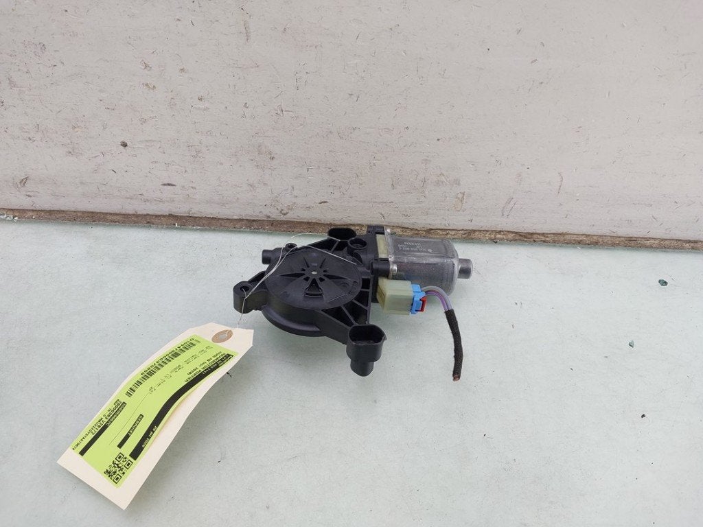 MOTEUR LEVE VITRE ELECTRIQUE Audi A3 Sportback (8YA), Robert Bosch AG, Audi, Utilisé, Robert-Bosch-Allee 1
74232  Abstatt, DE