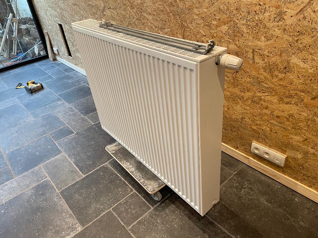 Radiateur T33 900x1200 4900W, Ophalen, Hoog rendement (Hr), Radiator, Zo goed als nieuw