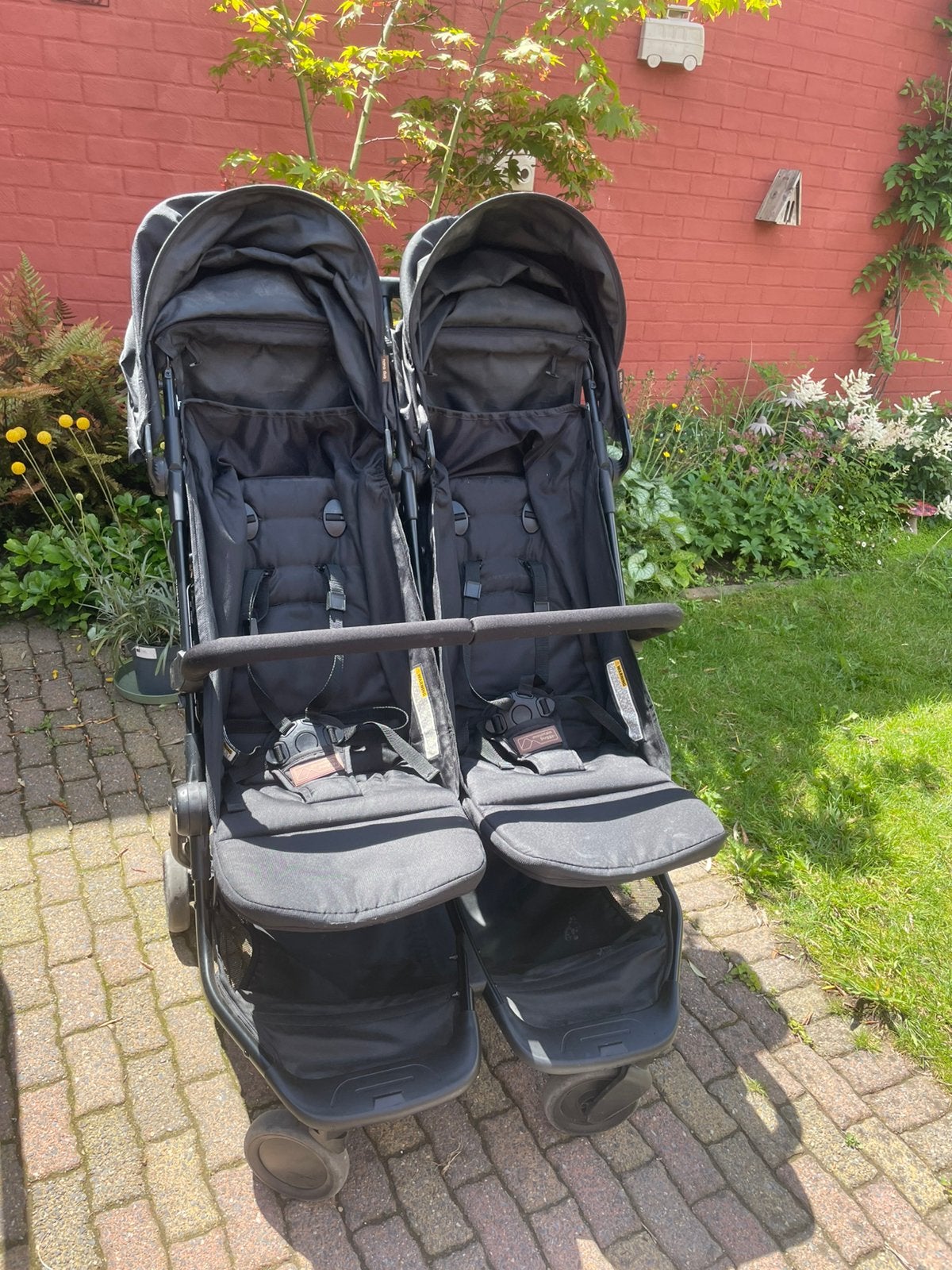 Opvouwbare tweelingbuggy mountain buggy nano duo, Ophalen, Zo goed als nieuw