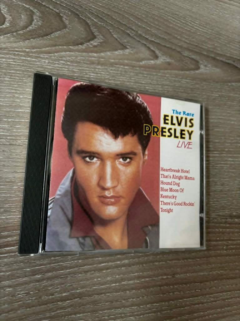 Elvis cd, The rare Elvis Presley live, voor slechts 2 euro., CD & DVD, CD | Rock, Enlèvement ou Envoi, Comme neuf, Rock 'n' roll
