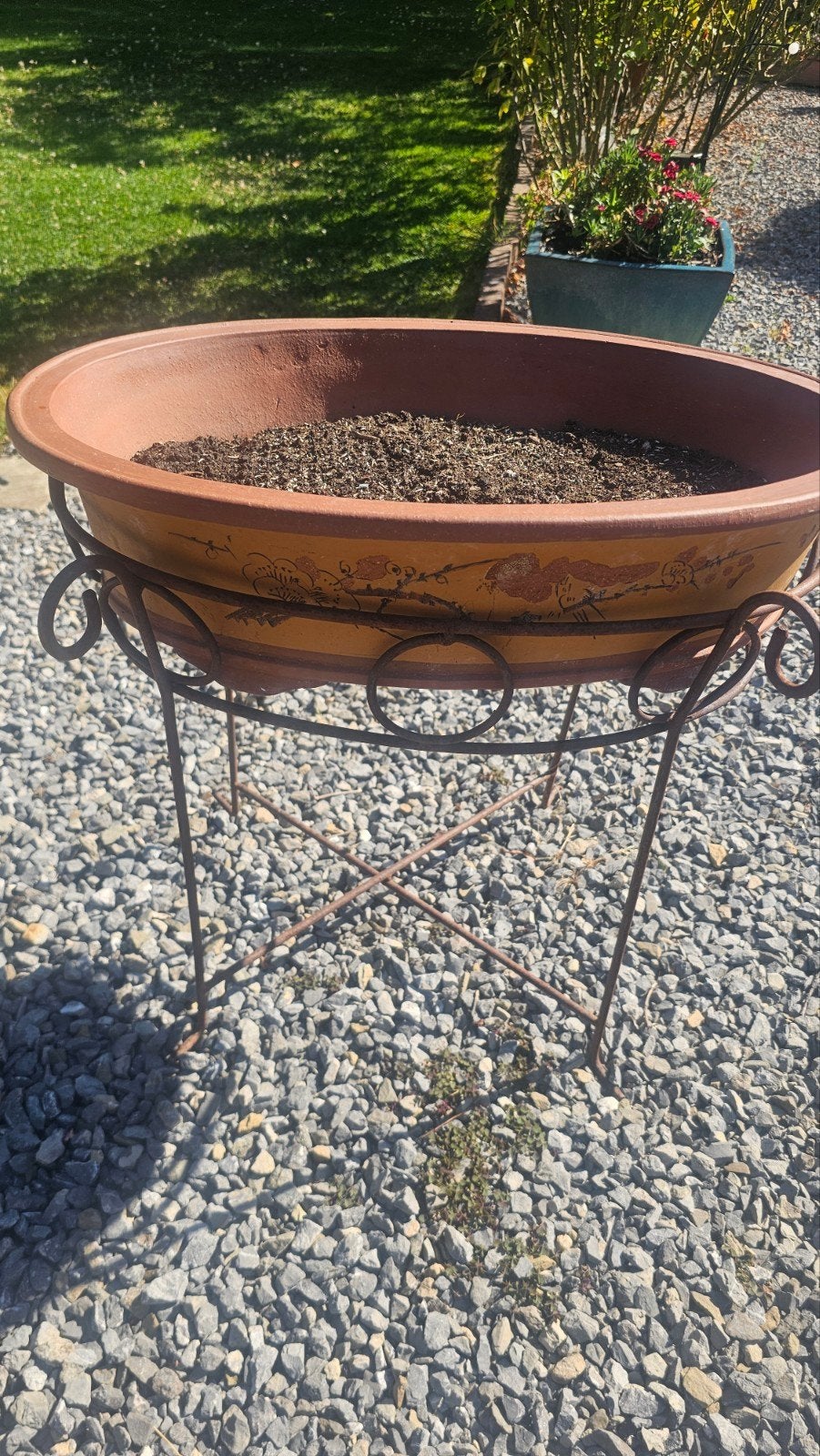 Belle jardinière sur fer forgé et dessin, Enlèvement