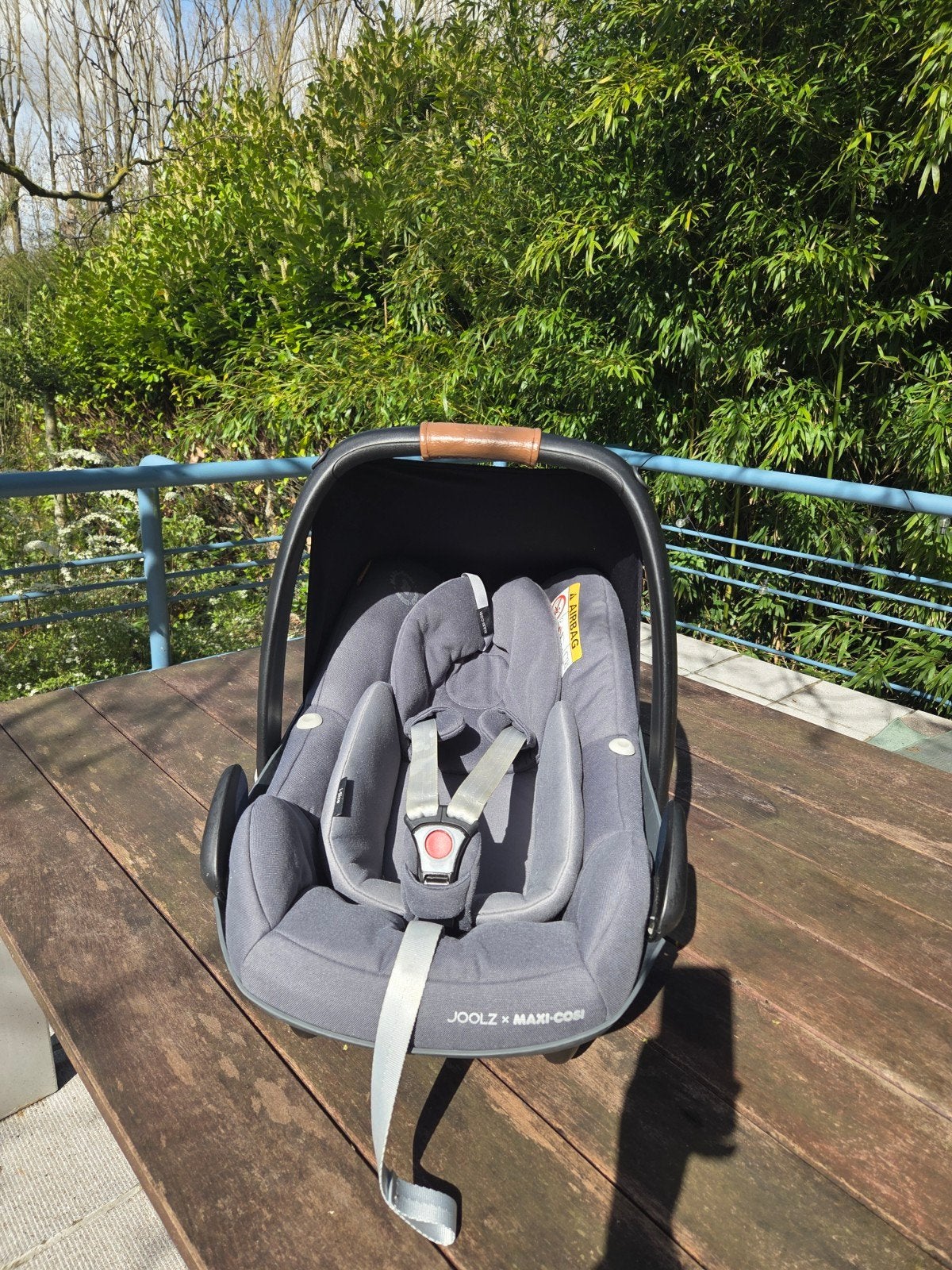 Maxi cosi joolz, Enfants & Bébés, Sièges auto, Comme neuf, Autres marques, 0 à 13 kg, Ceinture de sécurité ou Isofix, Protection latérale