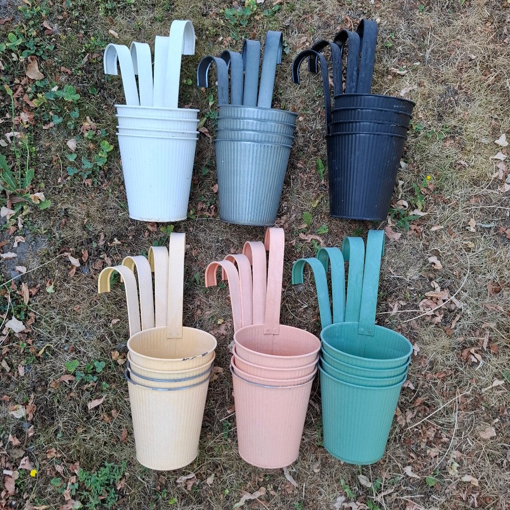 Lot de 24 pots de fleurs, Enlèvement ou Envoi, Moins de 25 cm, Utilisé, Balcon