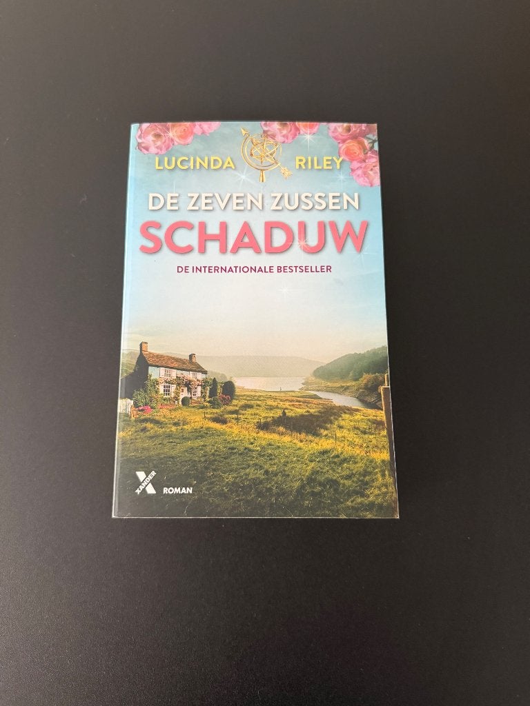 De zeven zussen, Ophalen, België, Lucinda Riley, Zo goed als nieuw