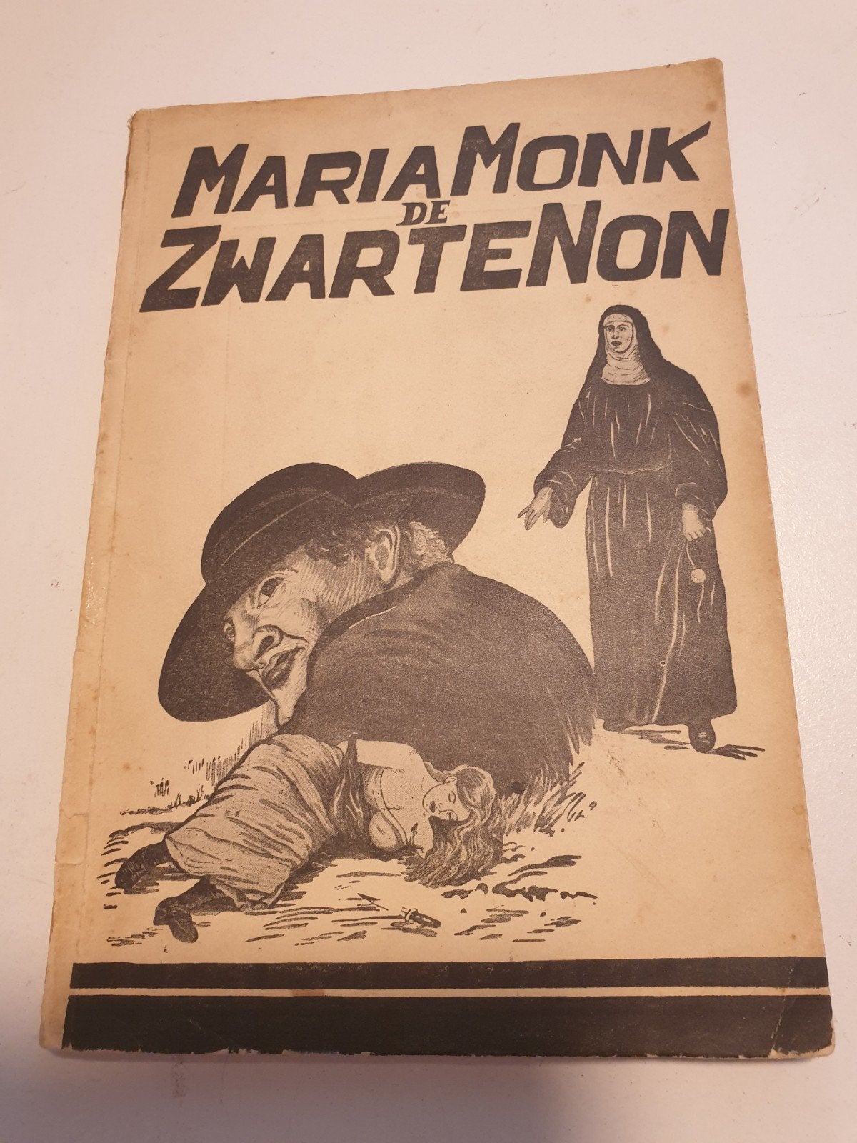 MARIA MONK de ZWARTE NON editie 1946, Ophalen of Verzenden, Gelezen, JJ Slocum & F Bourne & WK Hoyt