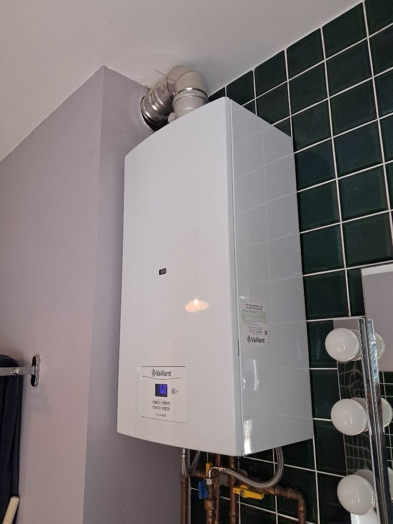 Chauffe-eau au gaz Vaillant turboMAG / Excellent état, Bricolage & Construction, Chauffe-eau, Moins de 3 ans, Comme neuf, Enlèvement