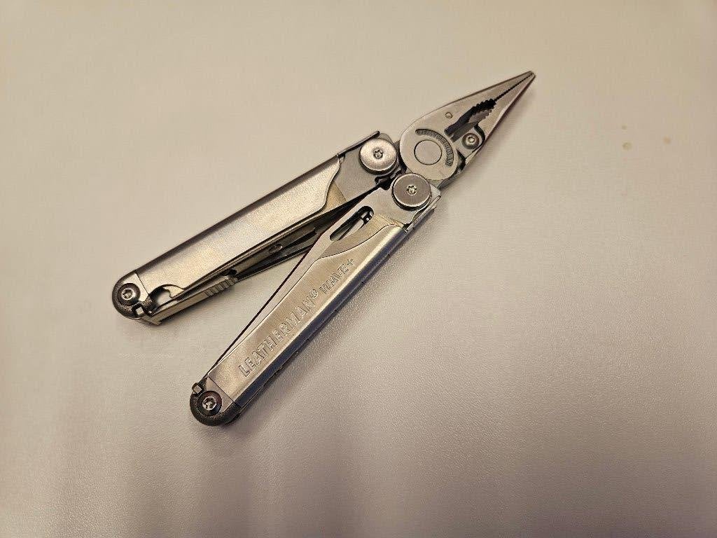 Nieuwe Leatherman Wave Plus - zonder pocket, Caravans en Kamperen, Kampeergereedschap, Ophalen of Verzenden, Nieuw
