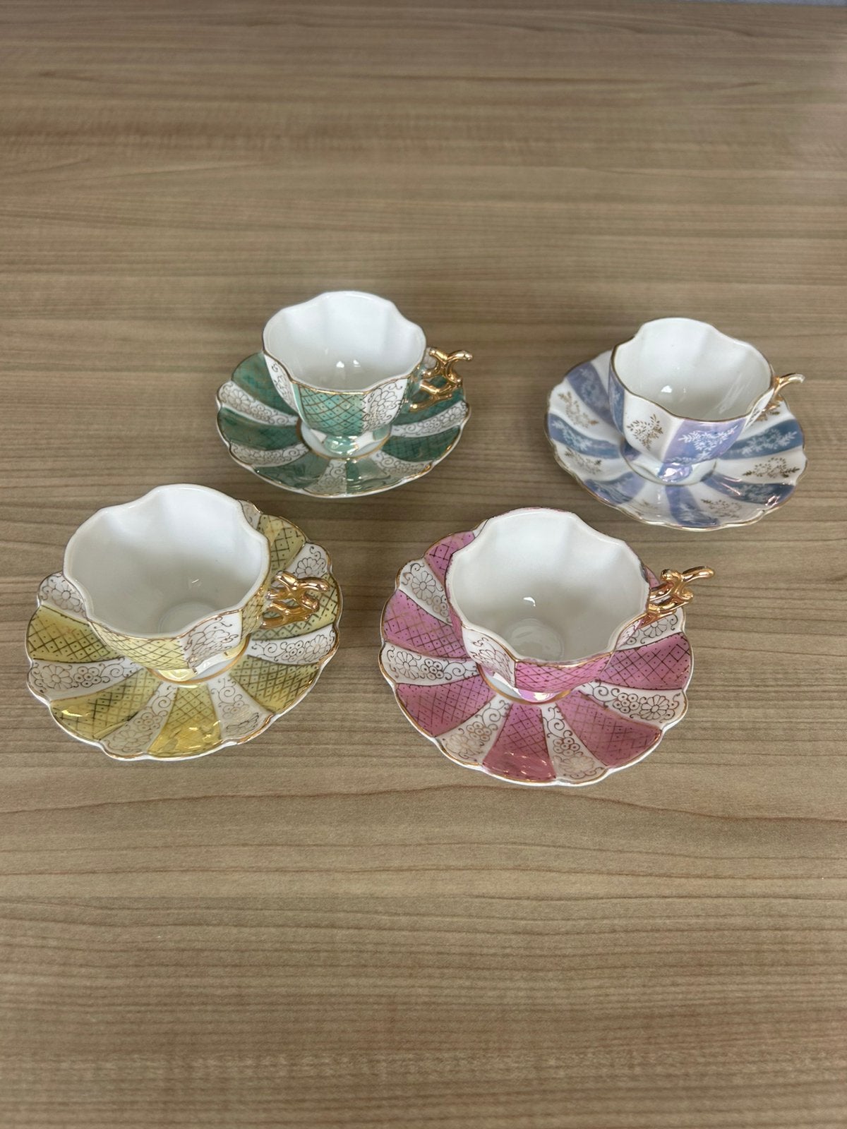 Vintage porseleinen espresso servies 4 stuks, Antiek en Kunst, Ophalen of Verzenden