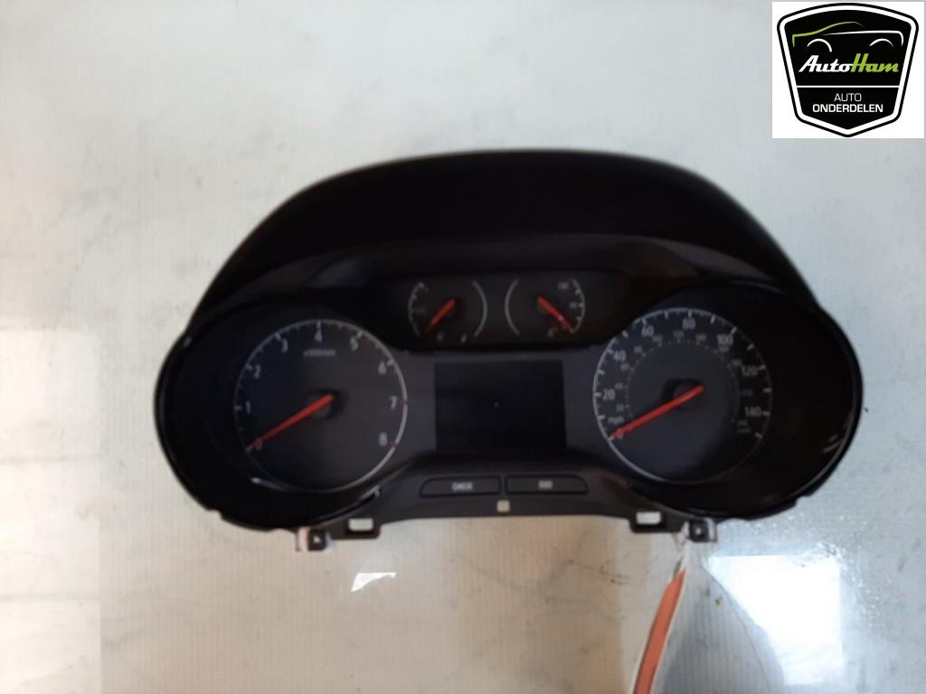 INSTRUMENTS DE BORD Opel Crossland (X) (01-2017/05-2018), Utilisé, Opel