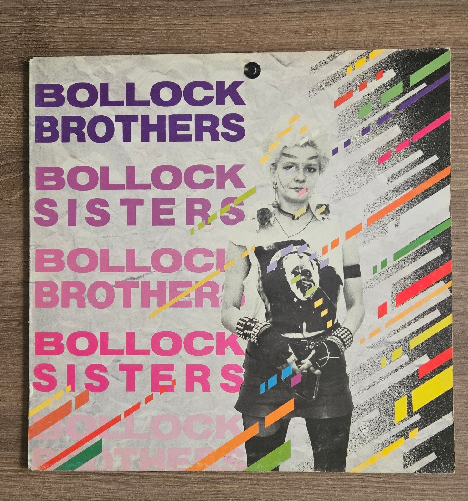 Bollock Brothers, Ophalen