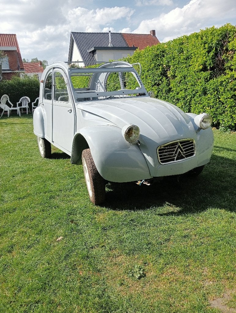 2 PK, Voorwielaandrijving, 4 deurs, 402 cc, Handgeschakeld