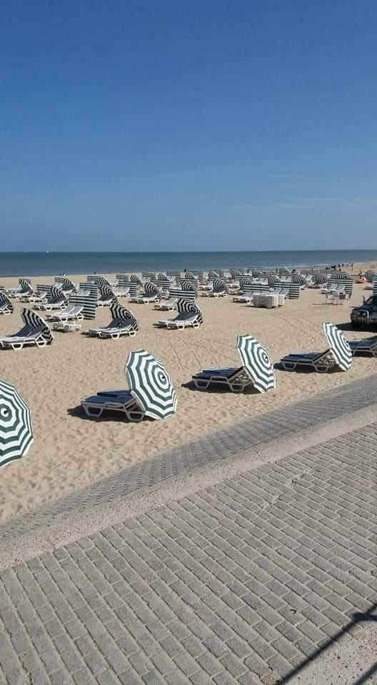 Op heden beschikbaar aan zee koksijde bad