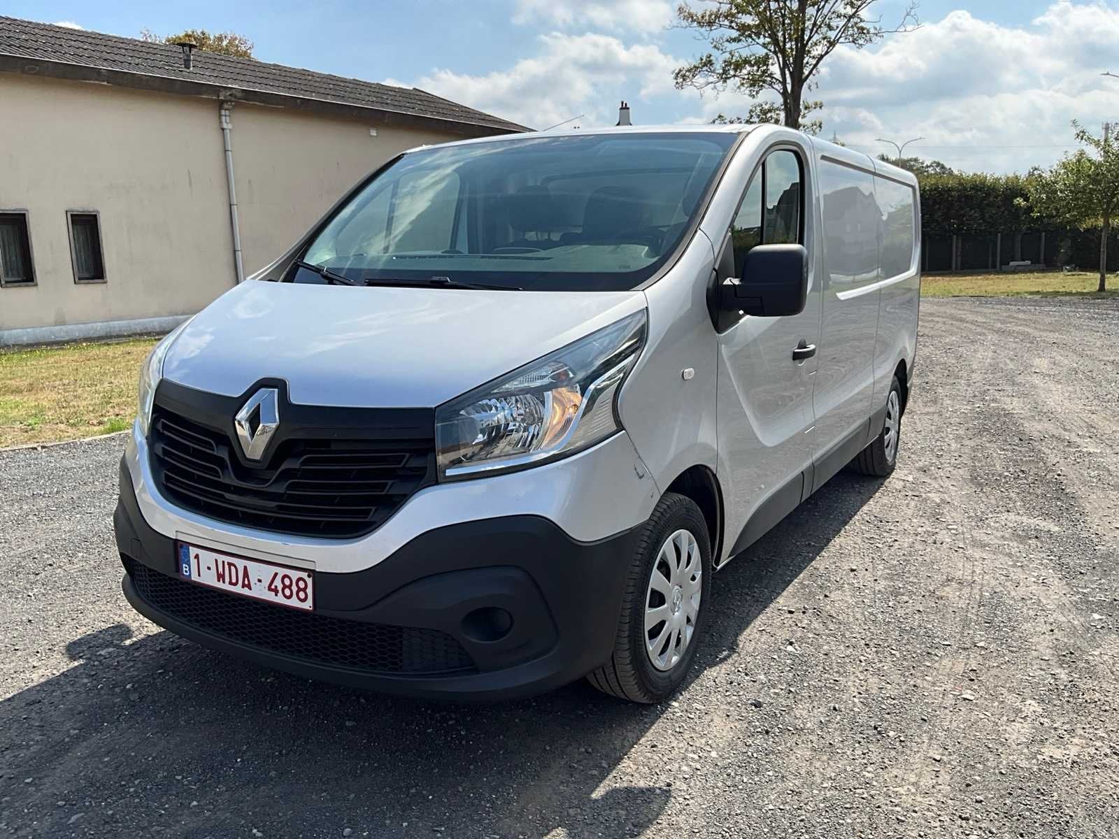 Renault Trafic 1.6 dCi L2H1 2.9t Komfort Light Truck 2019, Autos, Renault, Achat, Entreprise, Boîte manuelle, Autre carrosserie