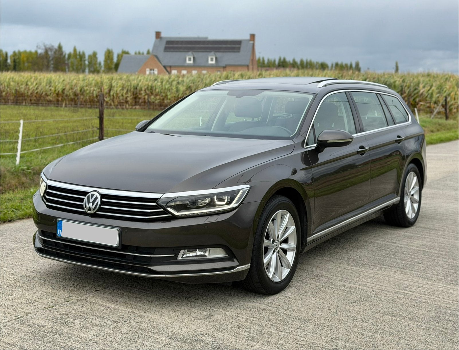 VW Passat Highline | 1.6 TDI | DSG | Digital Dash | Pano |, Auto's, Automaat, Euro 6, Bruin, 1600 cc