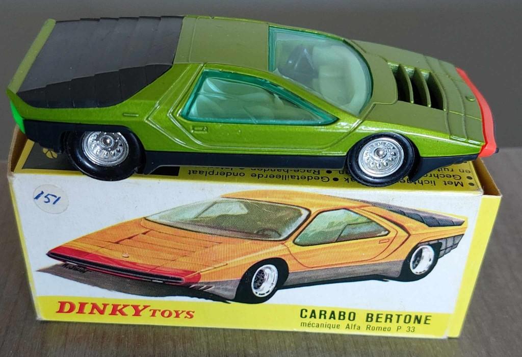 ALFA CARBONE BERTONE DINKY TOY MET ORIGINELE VERPAKKING, Enlèvement ou Envoi, Comme neuf, Voiture, Dinky Toys