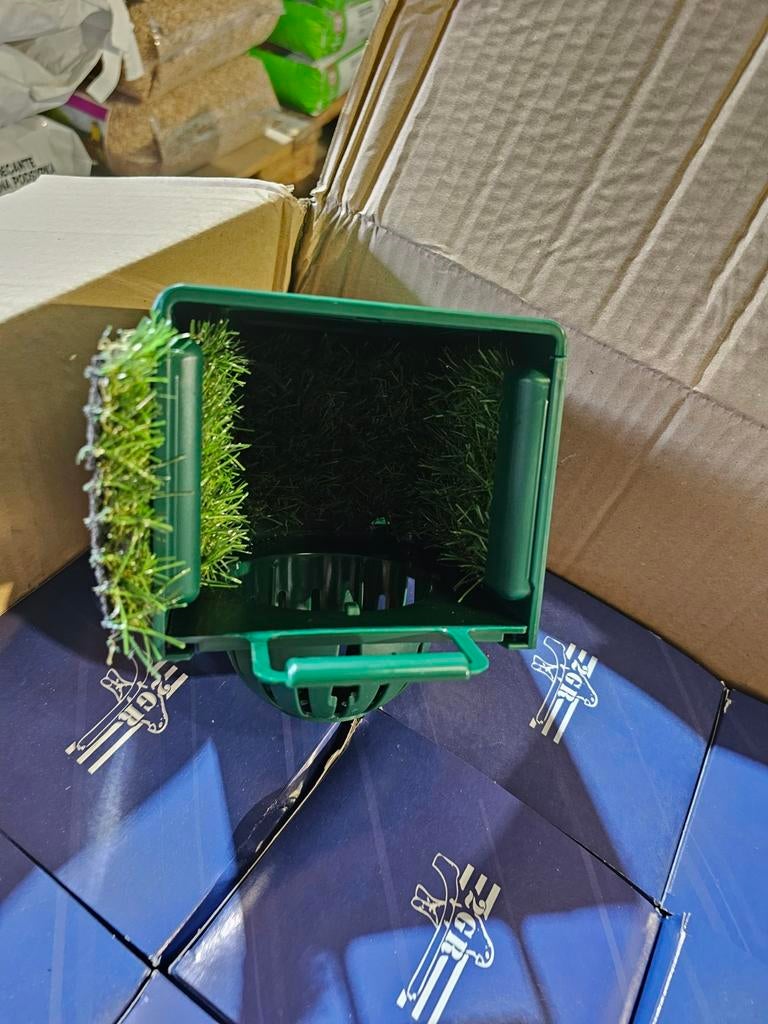 Nichoir Dream vert STA 10 cm, Animaux & Accessoires, Enlèvement