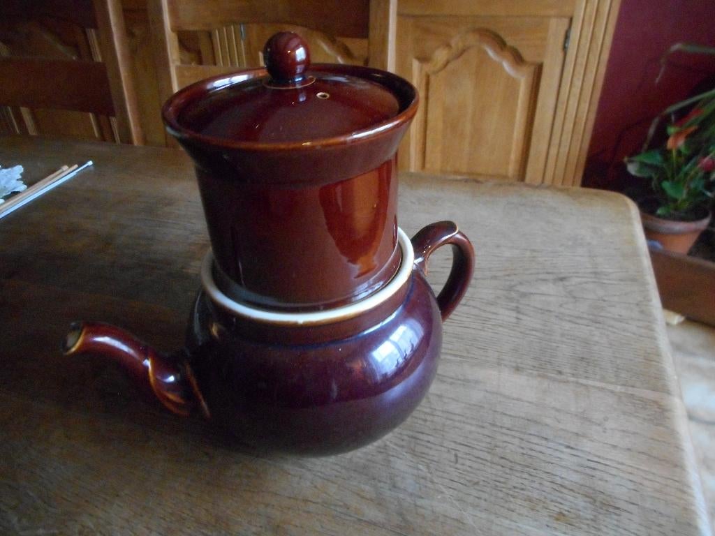 Ancienne cafetière, Enlèvement ou Envoi