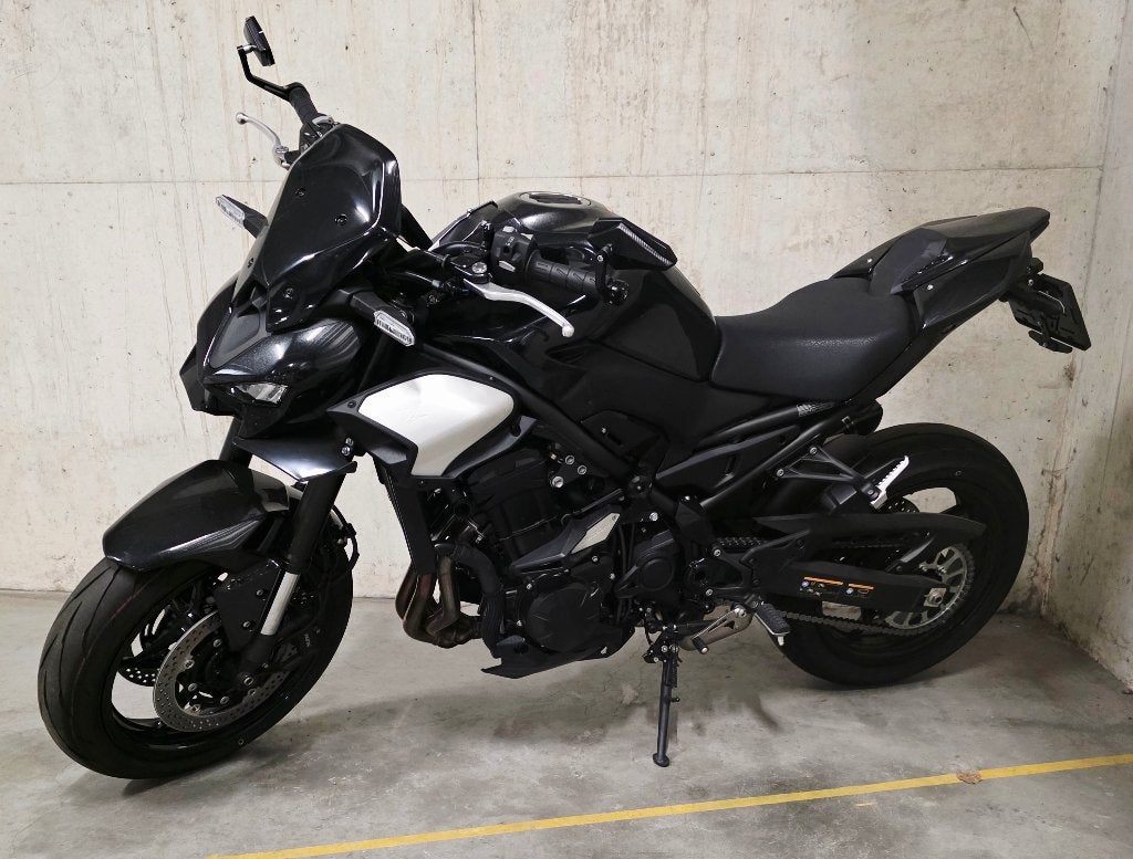 Kawasaki Z900 Performance nieuw 300 km, Motoren, Motoren | Kawasaki, Motorrijbewijs A, 948 cc, Particulier, Meer dan 35 kW