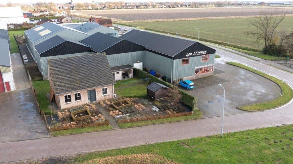 Bedrijfsloods + bedrijfswoning op een mooie zicht locatie, Ophalen of Verzenden