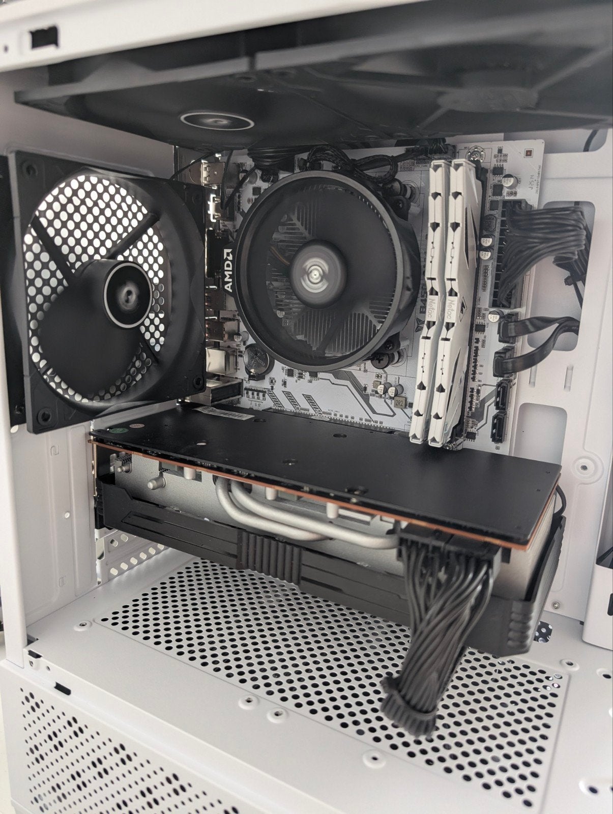 PC de jeu Ryzen 5 3600/Radeon 5700xt, Enlèvement