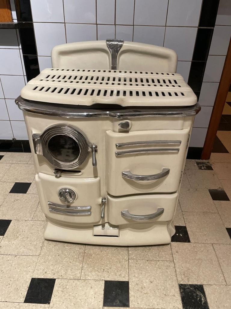Godin kolenkachel, Huis en Inrichting, Kachels, Zo goed als nieuw, Vrijstaand, Kolenkachel, Hout, Ophalen