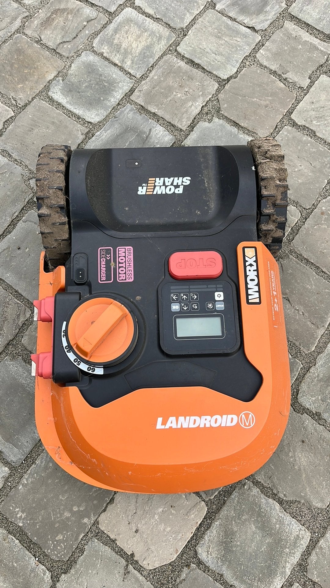 Robotmaaier Landroid tot 1000m2, Enlèvement, Utilisé, Plus de 25 cm, Avec capteur de pluie