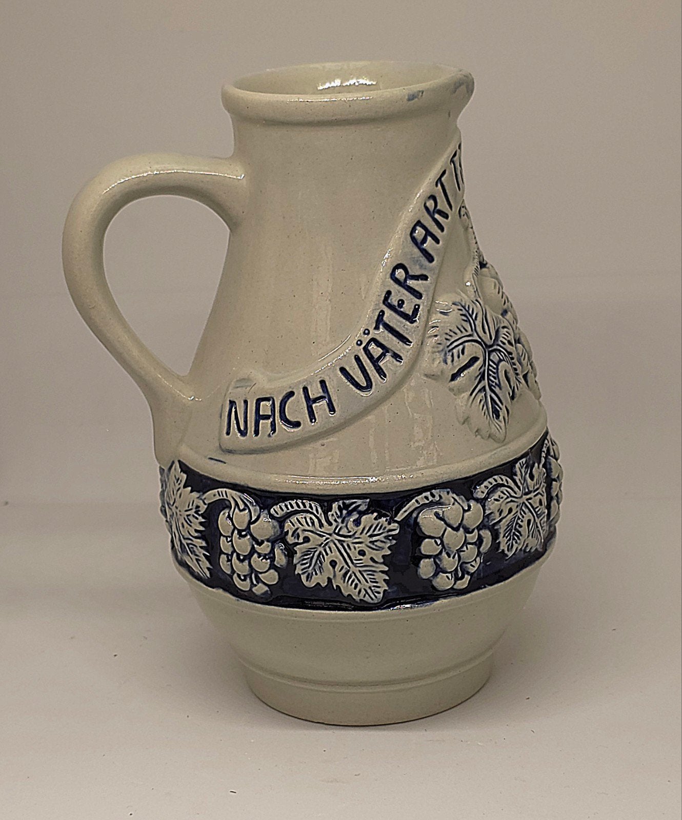 Duitse Vintage Stenen Wijnkruik / Kan (Original KING) - 1/2L, Antiek en Kunst, Ophalen of Verzenden