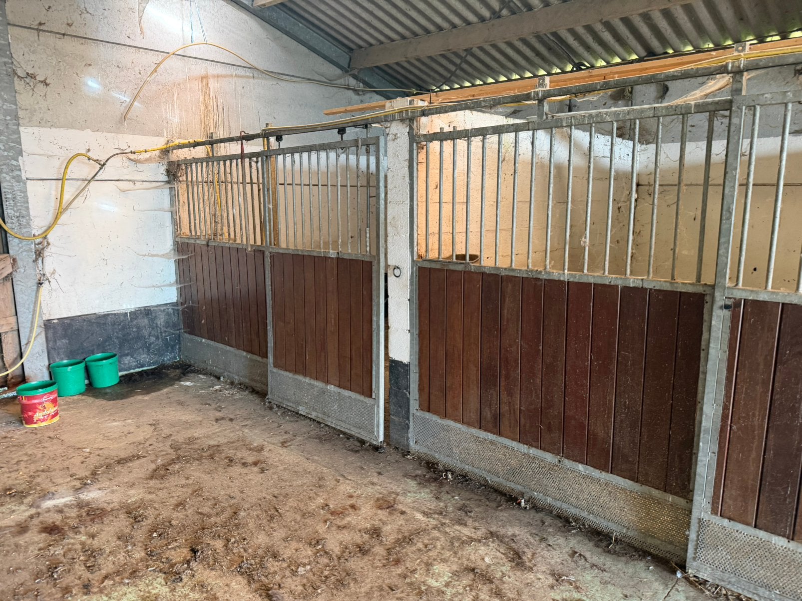 Paardestal front paneel met schuif deur
