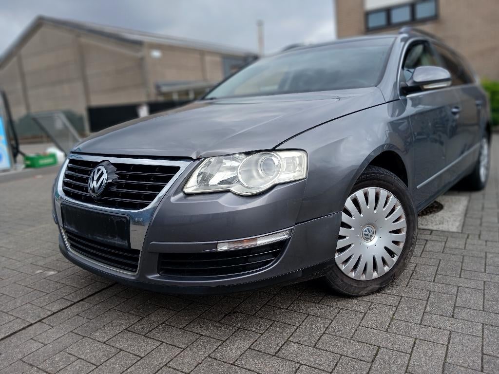 VOLKSWAGEN PASSAT/2000cc DIESEL/CAMIONNETTE/GEKEURD/GARANTIE, Autos, Argent ou Gris, Achat, Entreprise, Boîte manuelle