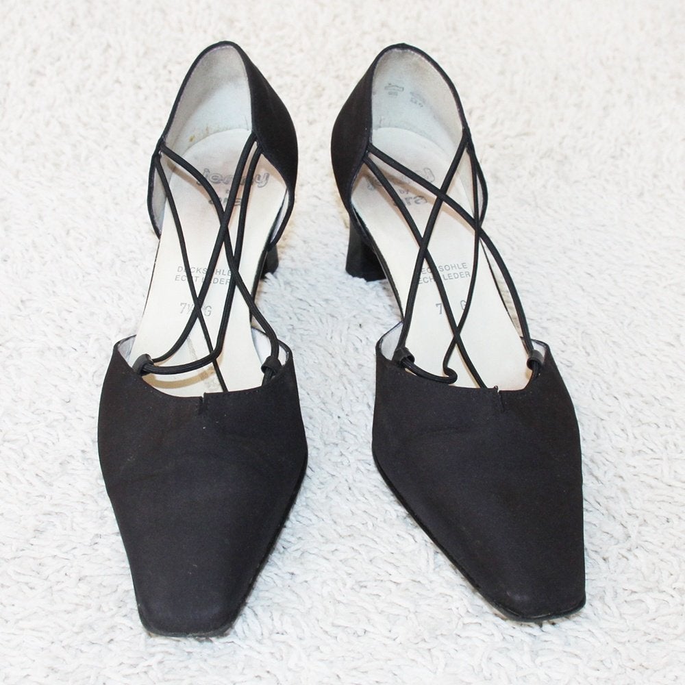 Mooie Jenny By Ara Pumps s17 (Maat 7½|40½) € 55,-, Kleding | Dames, Schoenen, Pumps, Verzenden, Jenny By Ara, Zwart